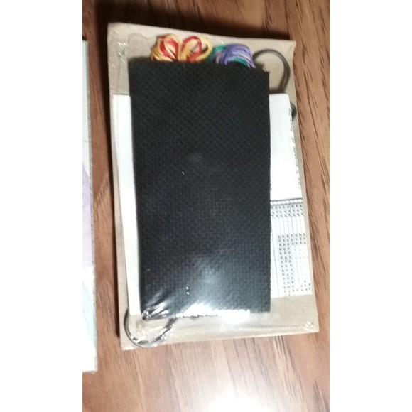 Vintage Cross Stitch Embroidery Kits Varies lot of 5 NIP - Picture 12 of 12